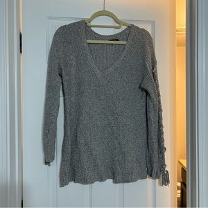 V Neck Sweater with Ribbon Sleeves